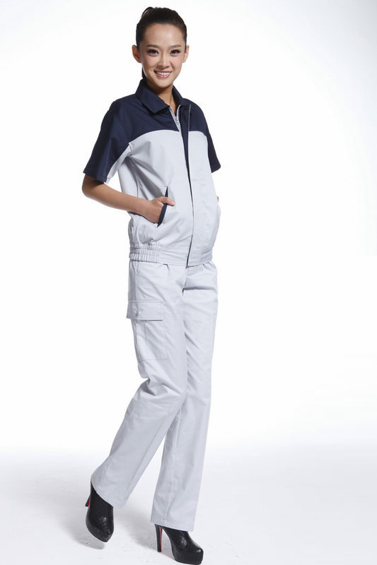 定做工作服有什么標準?怎樣選擇面料?